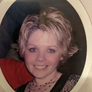 Meet your Posher, Denise